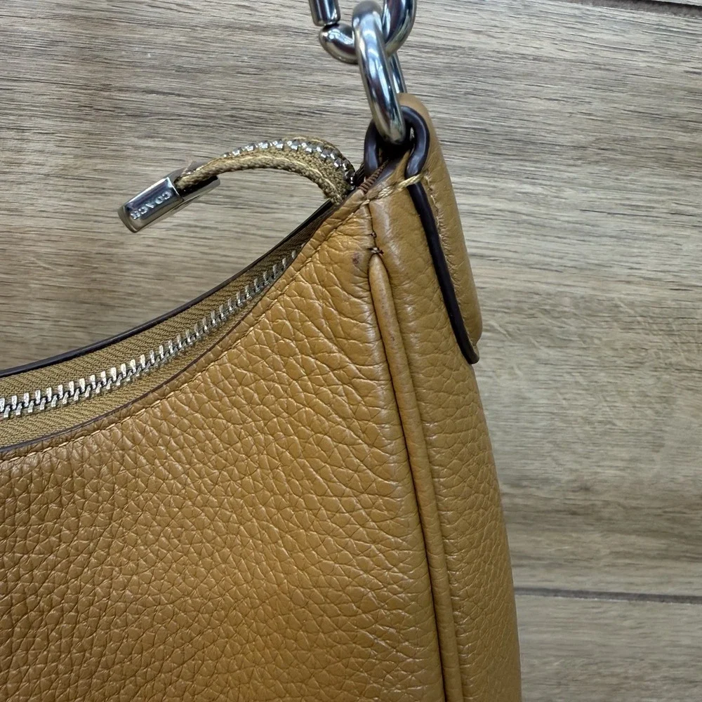 Coach Teri Hobo Shoulder Bag Light Saddle Brown Pebbled Leather CJ517